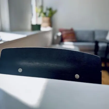 Appartamento Supersentralt, Lyst Og Romslig *