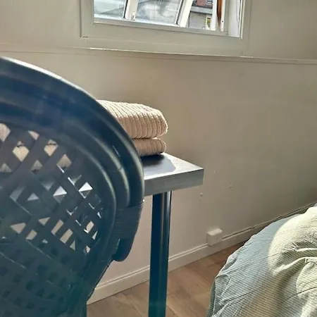 Supersentralt, Lyst Og Romslig Apartman *
