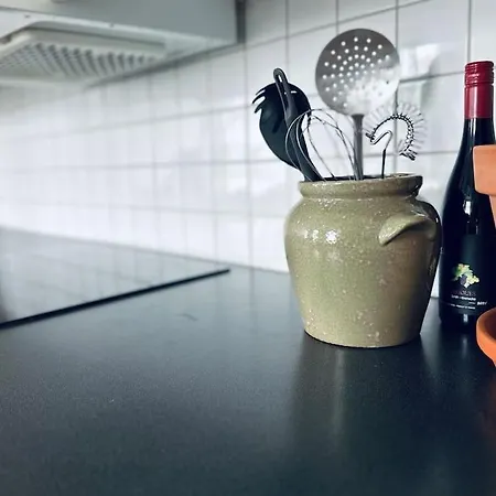 Lägenhet Supersentralt, Lyst Og Romslig