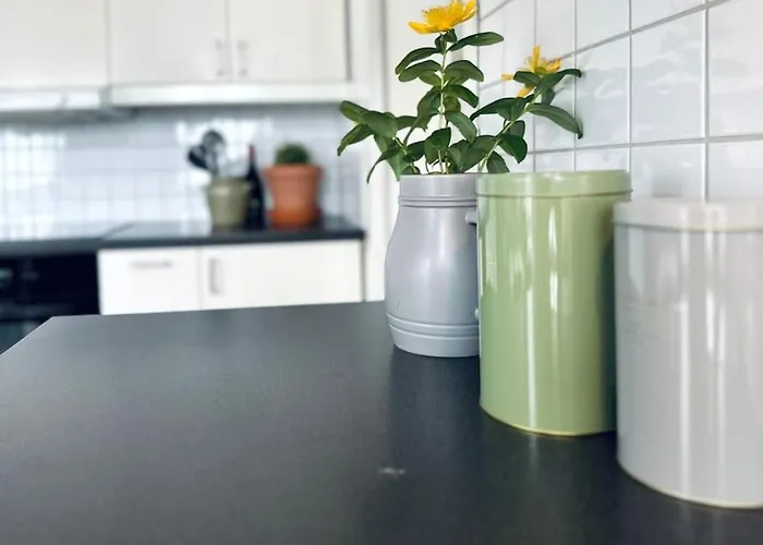 Lägenhet Supersentralt, Lyst Og Romslig *